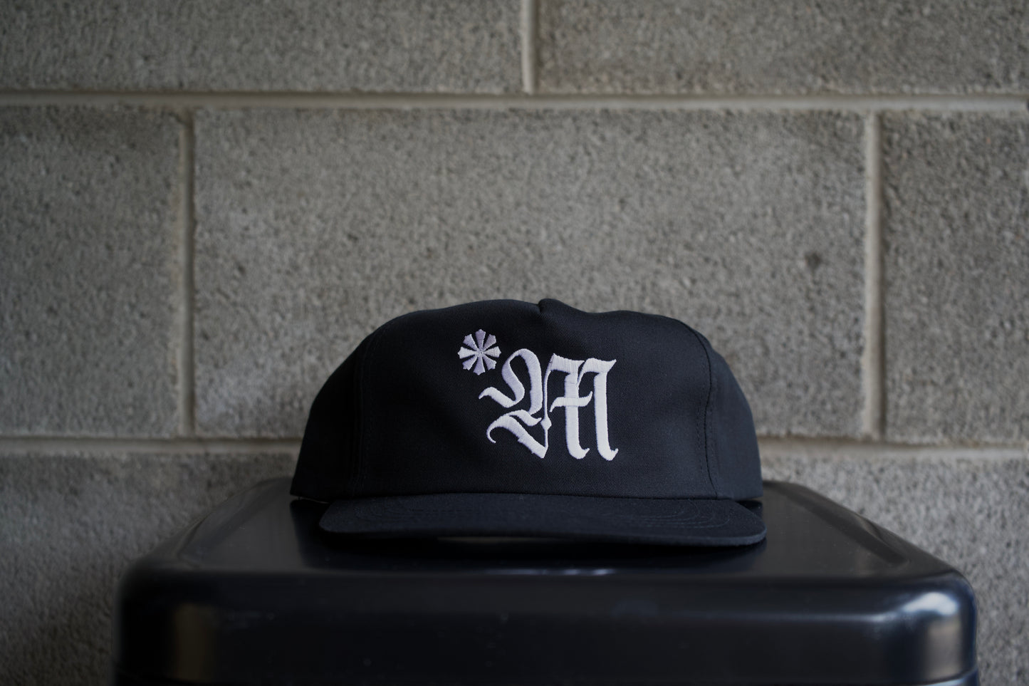 JET BLACK *M HAT